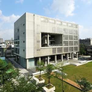 實踐大學體育館+圖書館